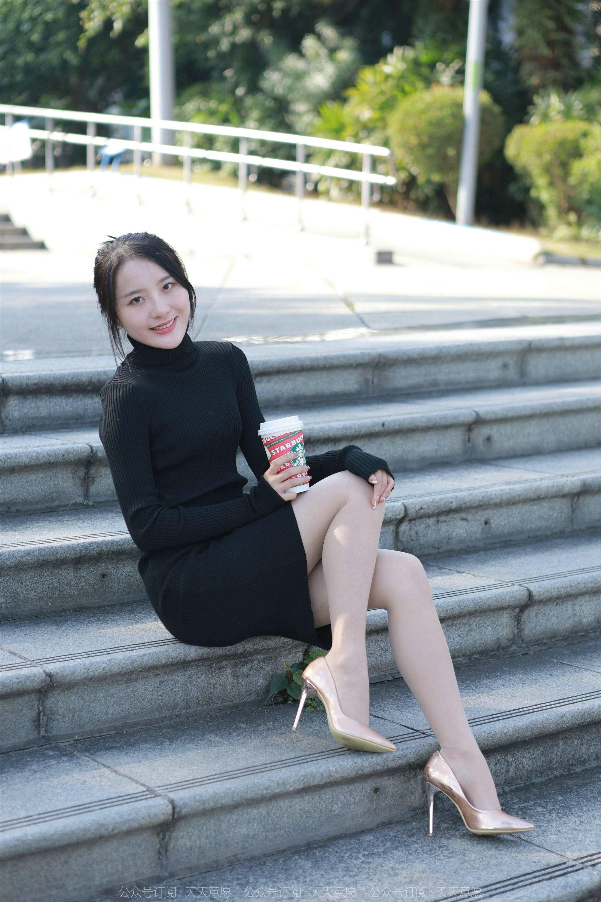 IESS异思趣向 2022.03.21 丝享家1035：婉萍《黑色包臀裙》